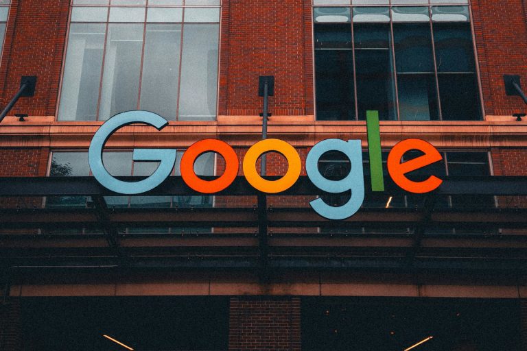 google budynek hero